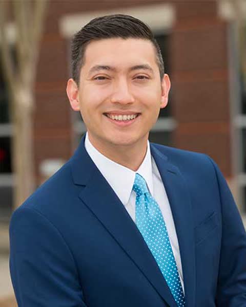 Dr. Michael Le